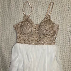 long wedding/prom dress